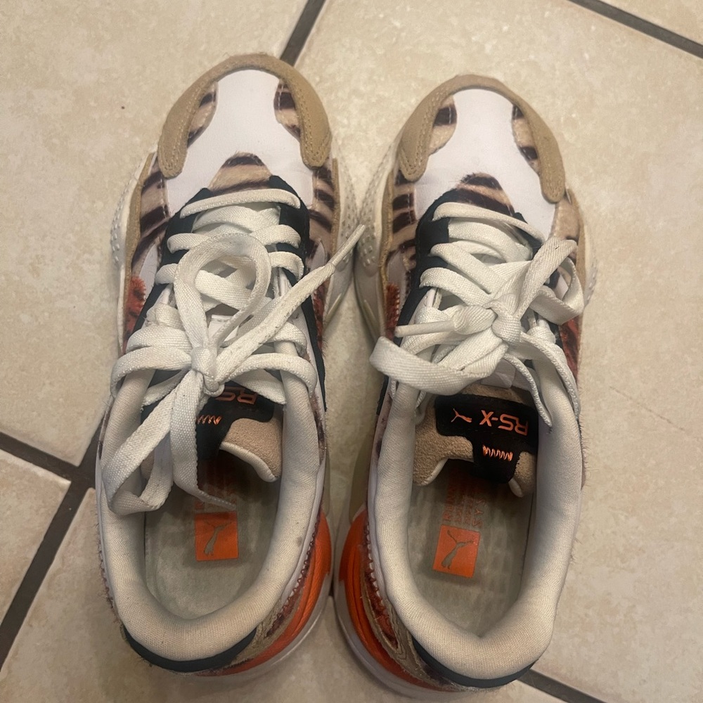 Women puma size 5.5